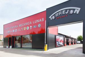 Grupo Torrejon estrena nuevo taller en el sur de Madrid 300x200 - Grupo-Torrejon-estrena-nuevo-taller-en-el-sur-de-Madrid