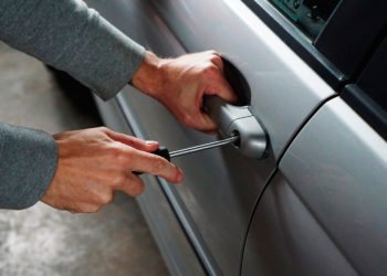Los ladrones emplean este truco para robar en tu coche 350x250 - Noticias