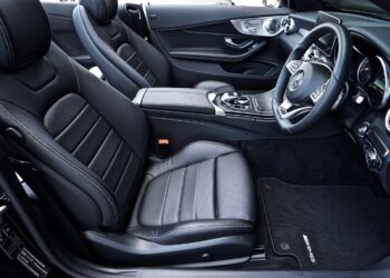 El interior de tu coche tiene mas bacterias que tu inodoro 350x250 - Noticias