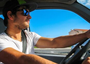 Prepara tu coche para las vacaciones con Grupo Torrejon  350x250 - Noticias