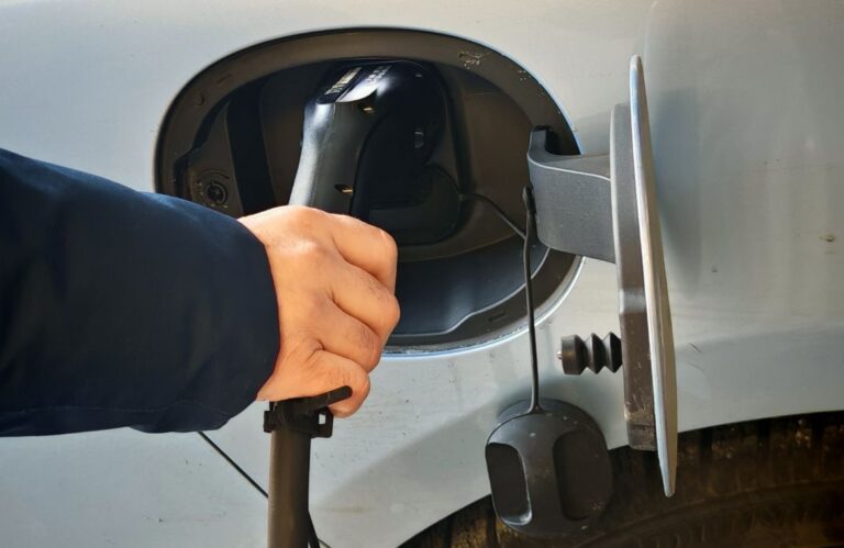 razones-por-las-que-muchos-propietarios-se-arrepienten-de-comprar-un-coche-chino
